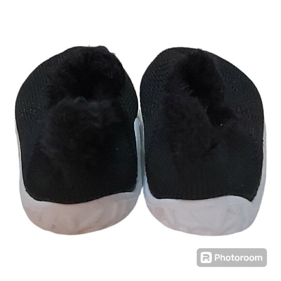 Adorable 18-24M Black Knit Loafers for Boys and Girls with Faux Fur Ankle Trim - Picture 4 of 9
